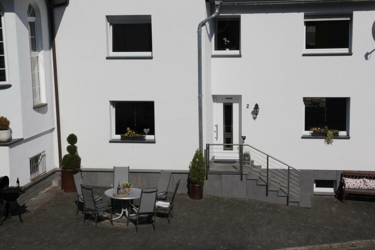 Ferienhaus Am Kreuzberg - Nuerburgring Ulmen Exterior photo
